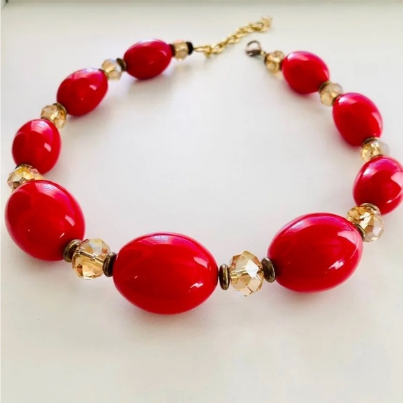 Vintage candy red statement bead necklace - Picture 8 of 15